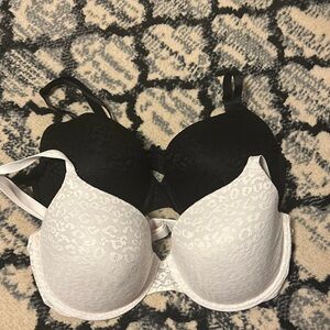 Victoria’s Secret Pink Bras 36DD